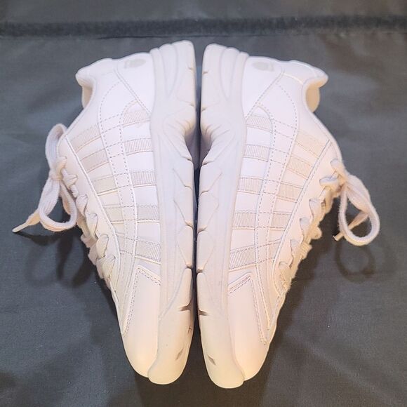 BRAND NEW K-SWISS LACE UP CLOSURE YOUTH11 SNEAKER G1 - Picture 7 of 15